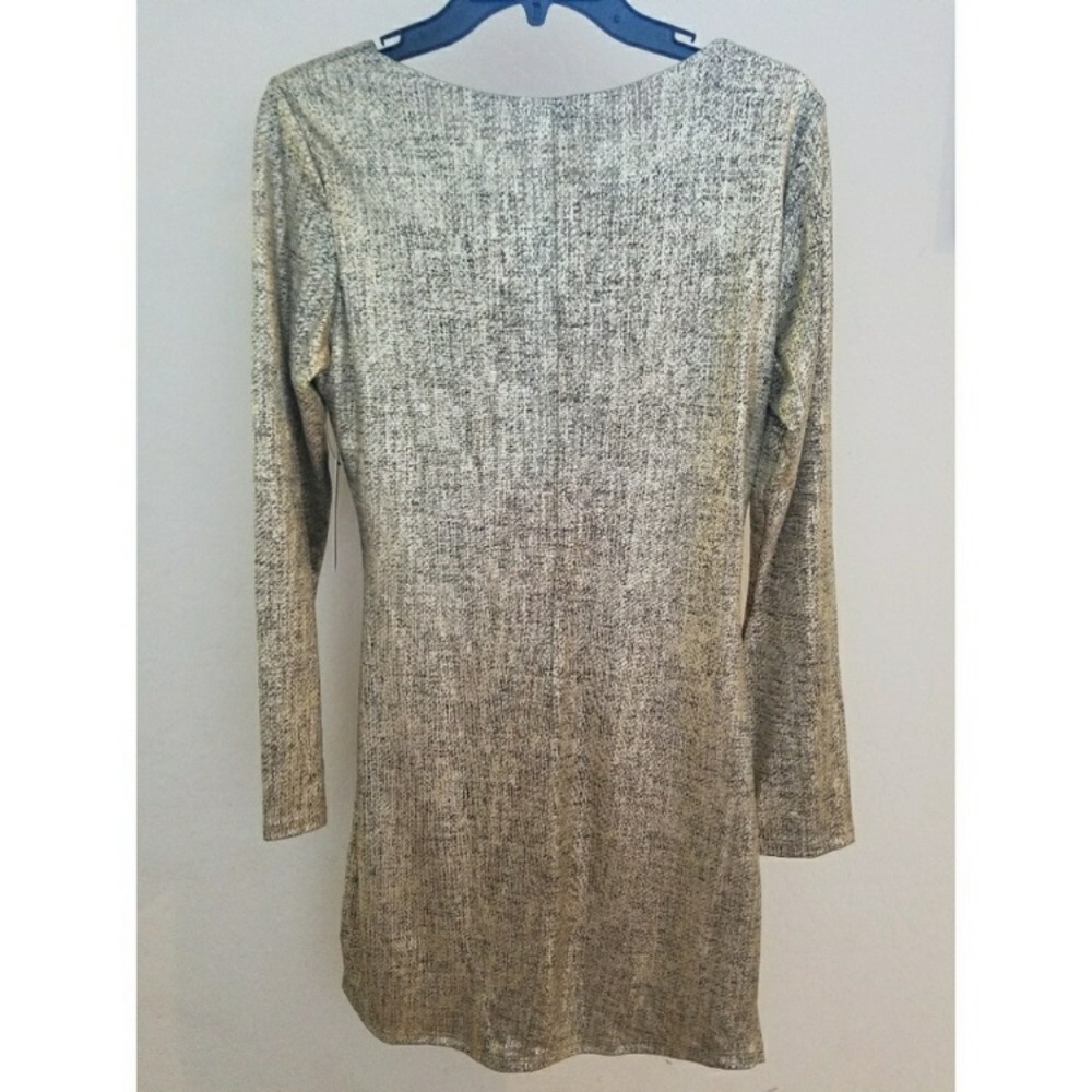 Lulu’s Gold Foil Dress (L) - Picture 4 of 6